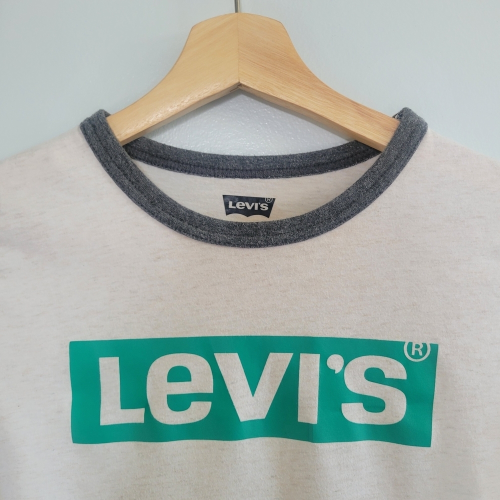 LEVI'S Kids Tee with Green Logo and Gray Trim - Picture 4 of 9